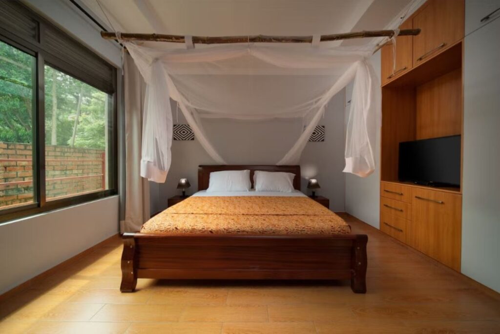 Villa Budget King Room with Balcony