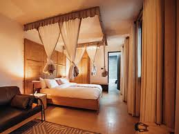 Lakeside Lullaby Suites