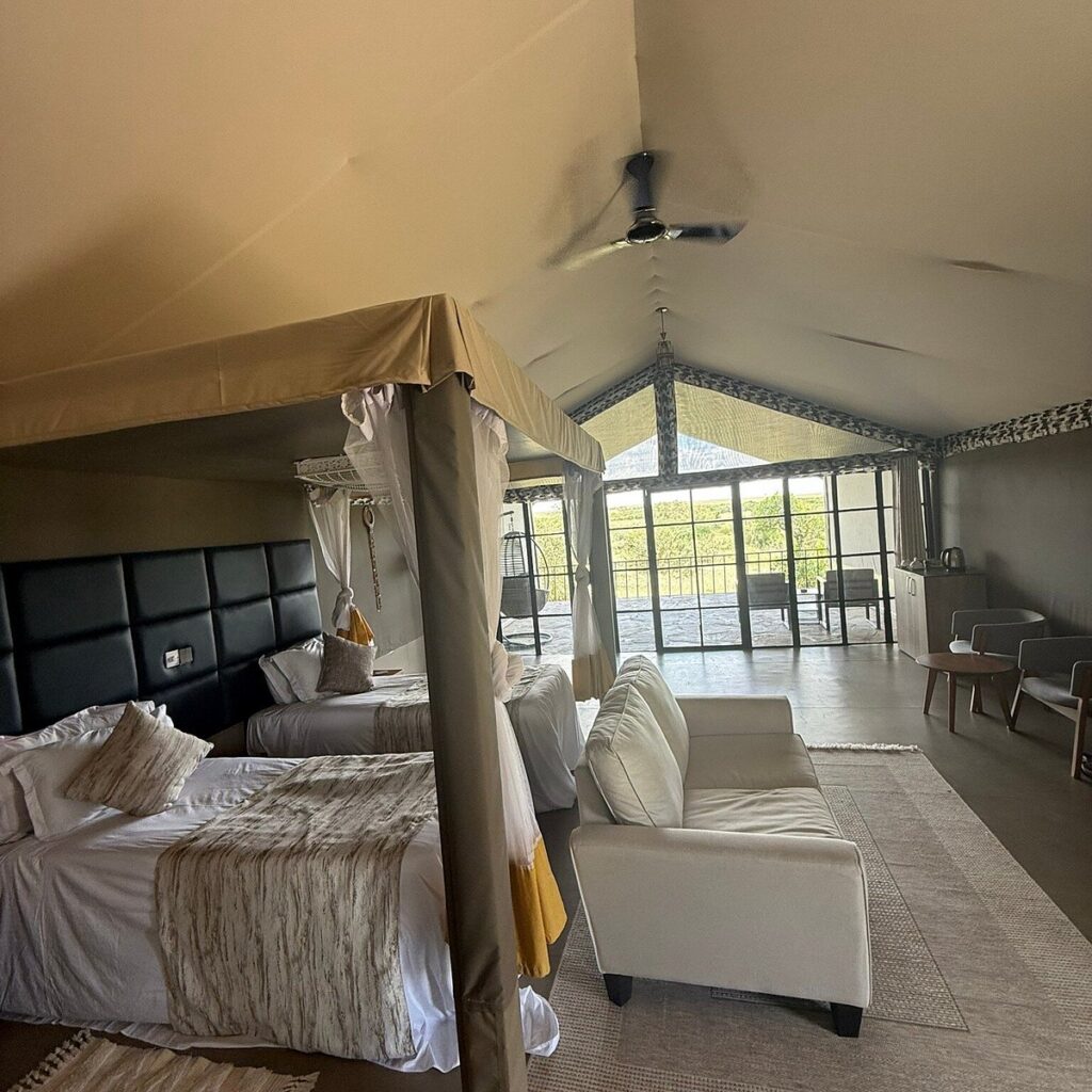 Twin Rooms