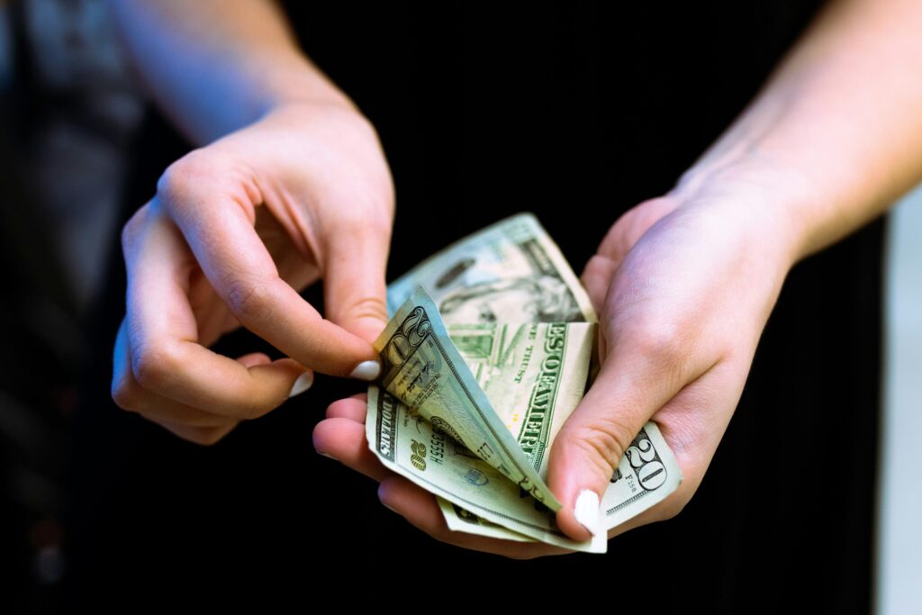 Kenya Safari Tipping Guide: Who to Tip, How Much and What Cash to Carry